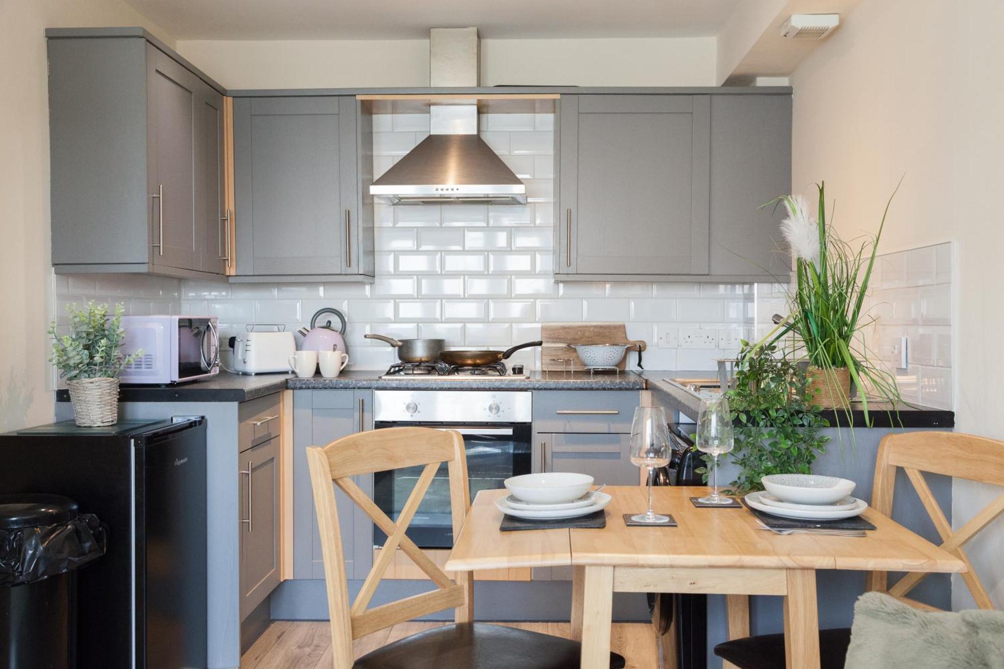 Pinfold Court Apartments Knowsley Luaran gambar