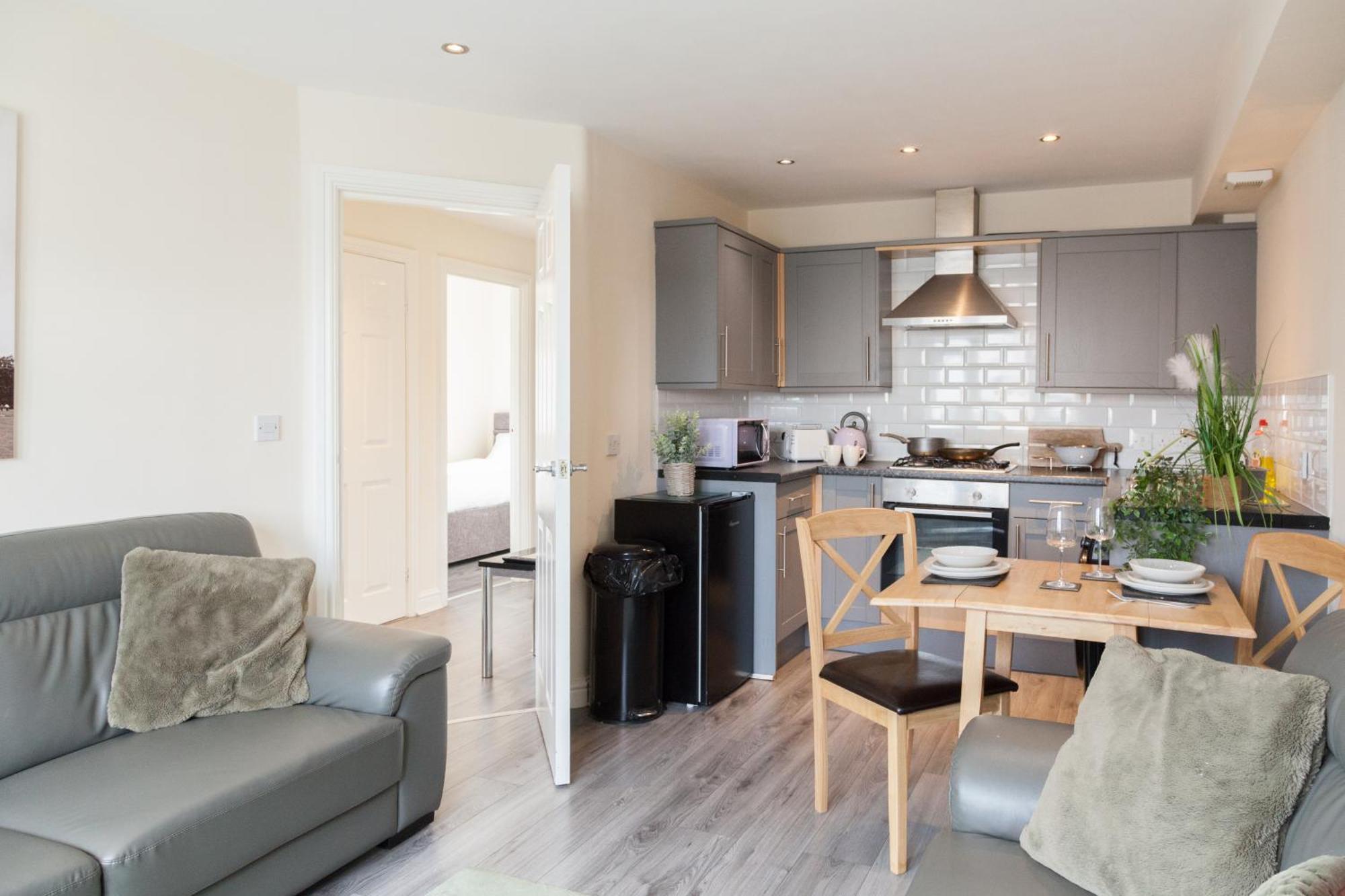Pinfold Court Apartments Knowsley Luaran gambar